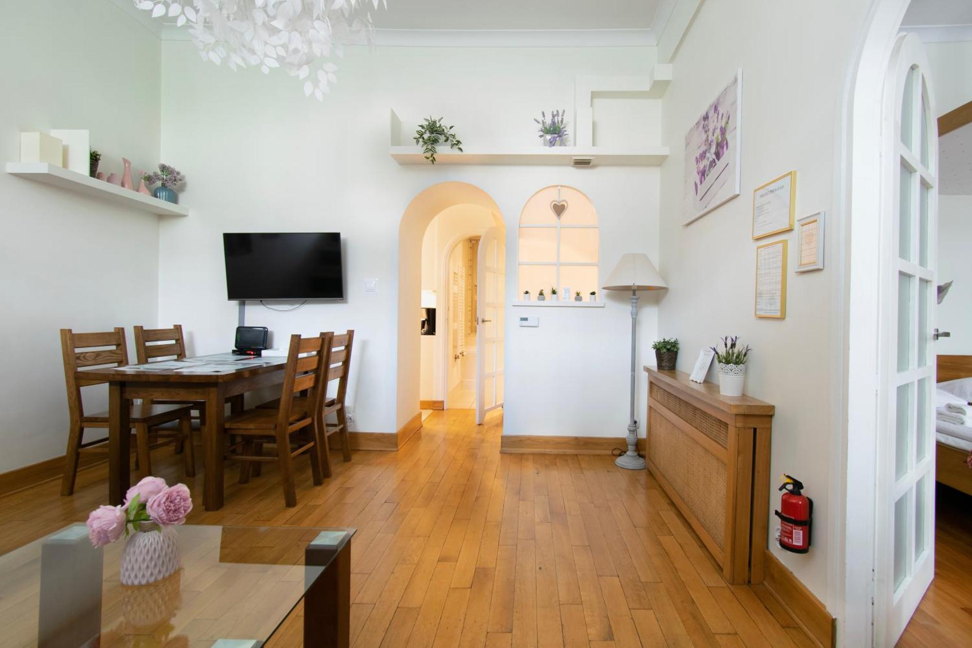 Stylish 2 Bedroom Apartment Morsztynowska Street كراكوفيا المظهر الخارجي الصورة