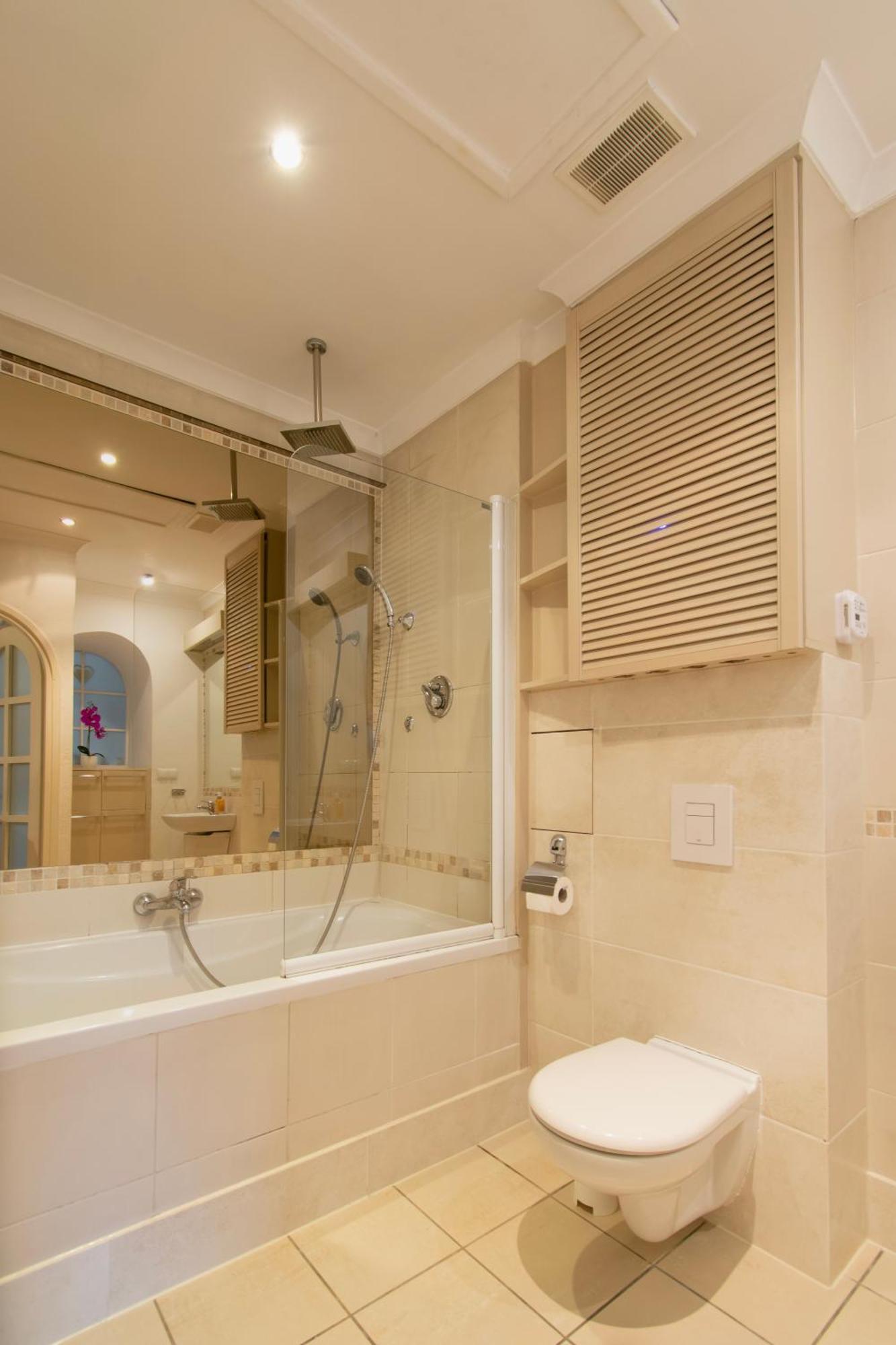 Stylish 2 Bedroom Apartment Morsztynowska Street كراكوفيا المظهر الخارجي الصورة